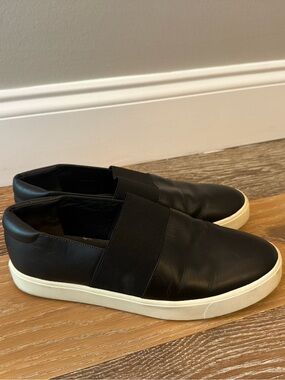 Vince Corbin Black Leather Elastic Vamp Women’s Slip On Shoes Sneakers Sz 8.5